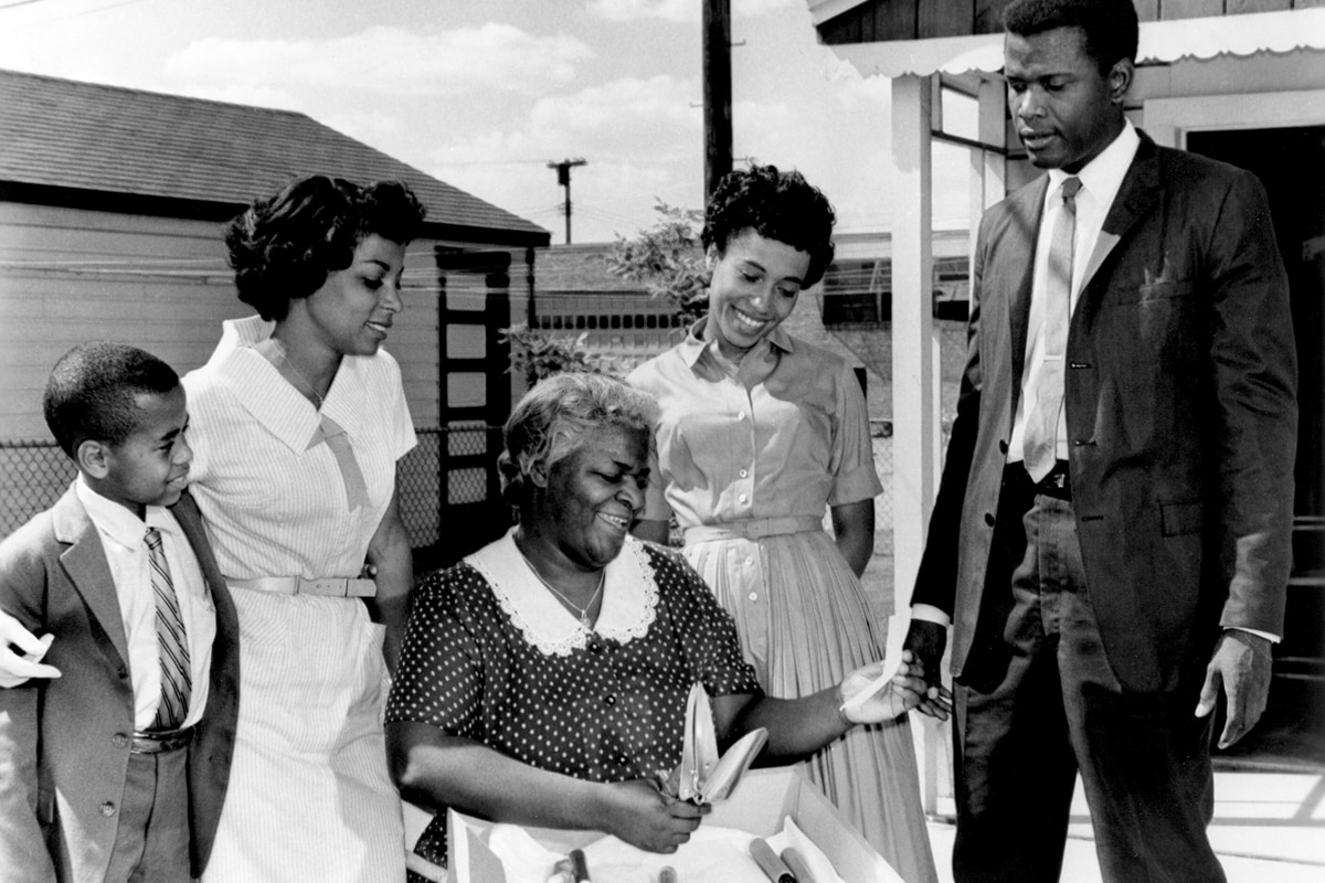 A Raisin in the Sun 1200x800